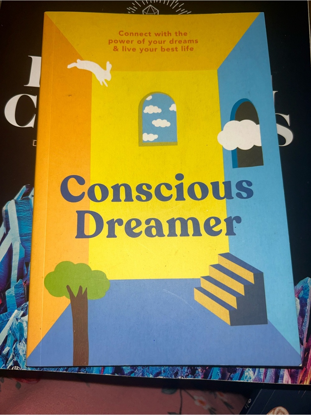 Assorted books - Picture 10 of 13